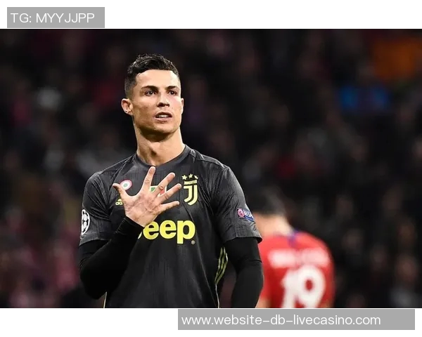 全球足球转会市场动态分析新赛季球队阵容变化与球员去向揭秘