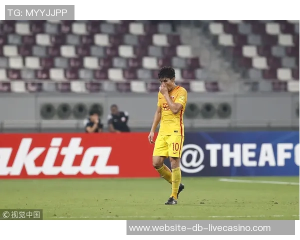 足球传奇教练的辉煌历程与战术智慧探秘之旅